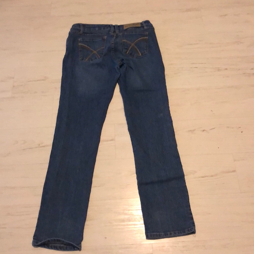 Blue Jeans - Picture 2 of 3